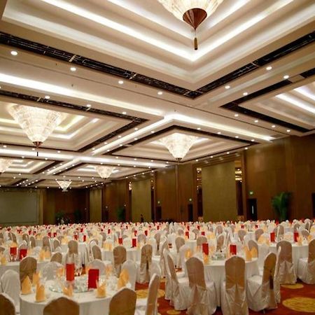 Shenyang Rayfont International Hotel Exterior photo