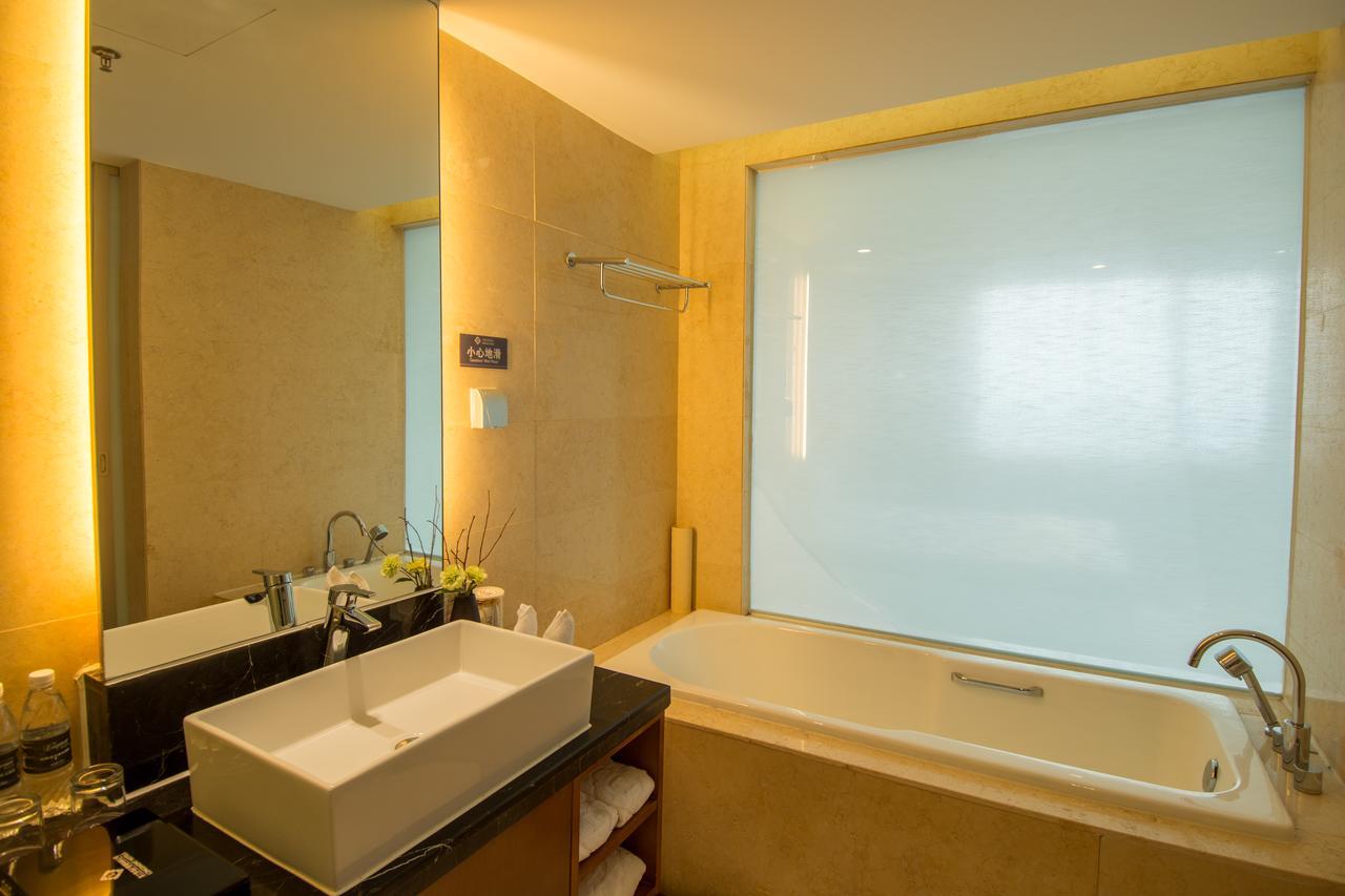Shenyang Rayfont International Hotel Exterior photo