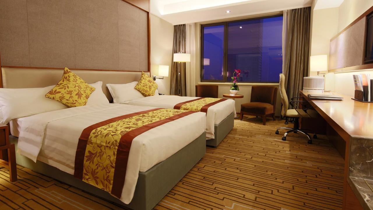 Shenyang Rayfont International Hotel Exterior photo